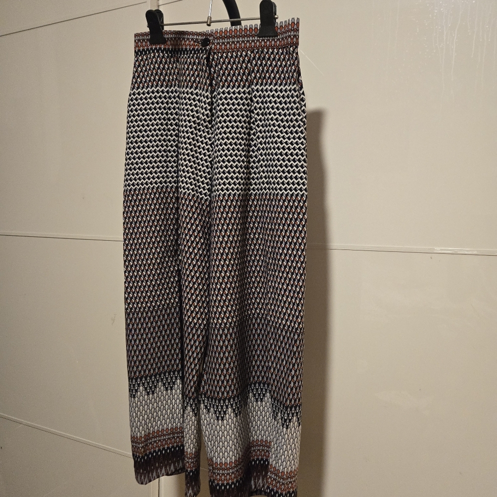 Geometric Print Wide Leg Pants M | Ankle Side Slit Detail
